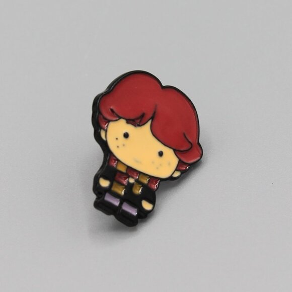 Jewelry pin Harry Potter Ron Weasley Gryffindor wizard adorable fashion new - Picture 3 of 5